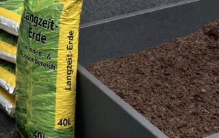 ie Langzeit-Erde kann für die langfristige Gefässbepflanzung mit fast allen Pflanzengattungen verwendet werden.